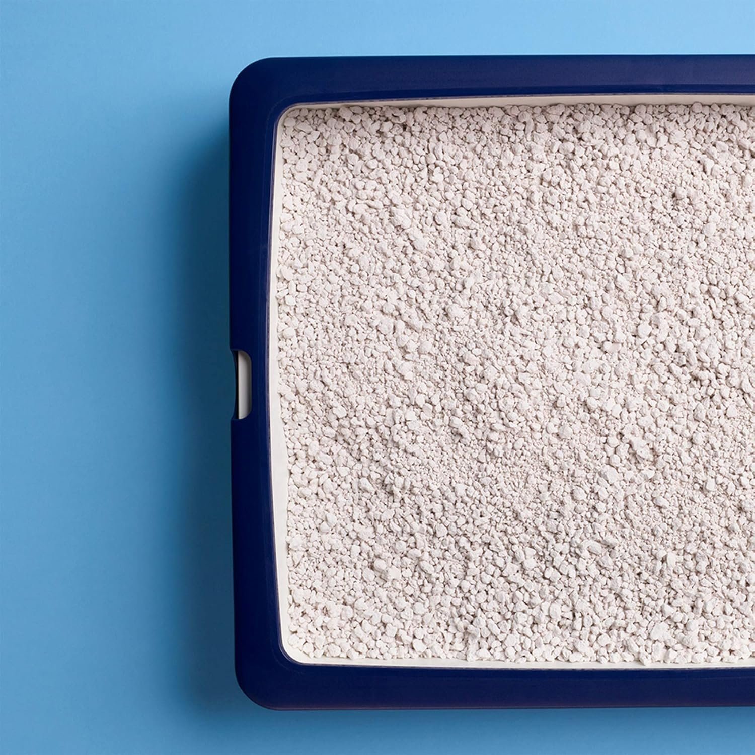 Catsan Hygiene Non-Clumping Cat Litter, 100 Percent Natural, Absorbent, 10 Litre, White - Image 2